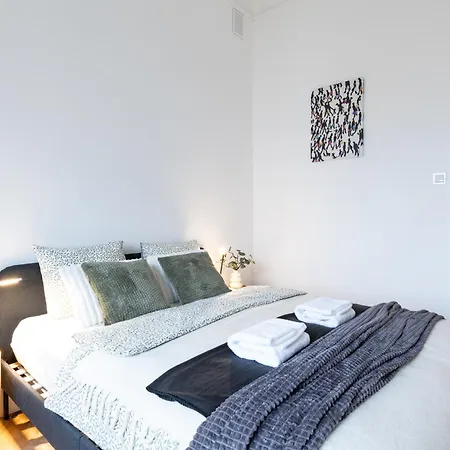 Superapart Andersa 25 * Warsaw