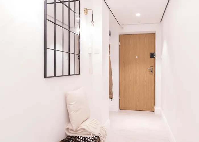 Superapart Andersa 25 *