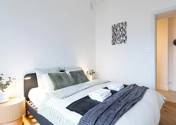 Superapart Andersa 25 * Warszawa